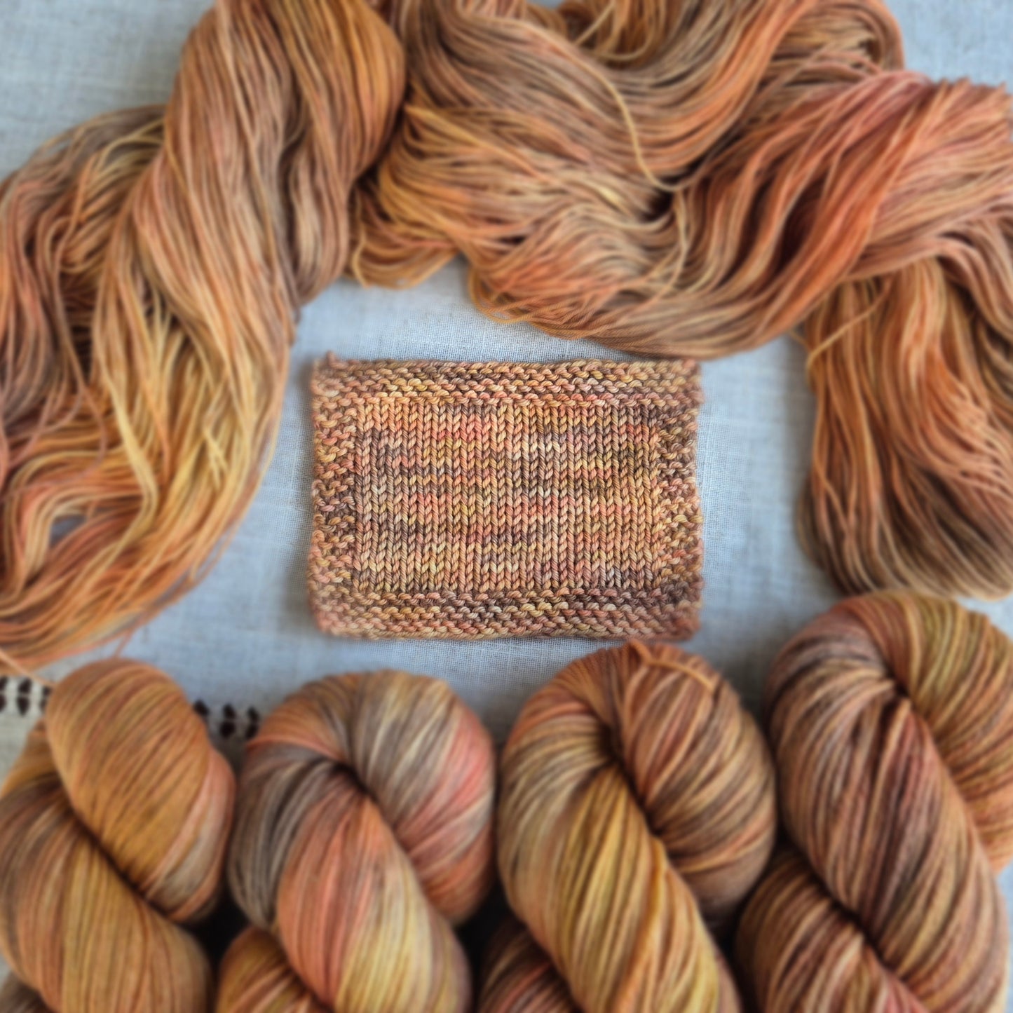 Gallimimus | Jurassic Yarn Collection