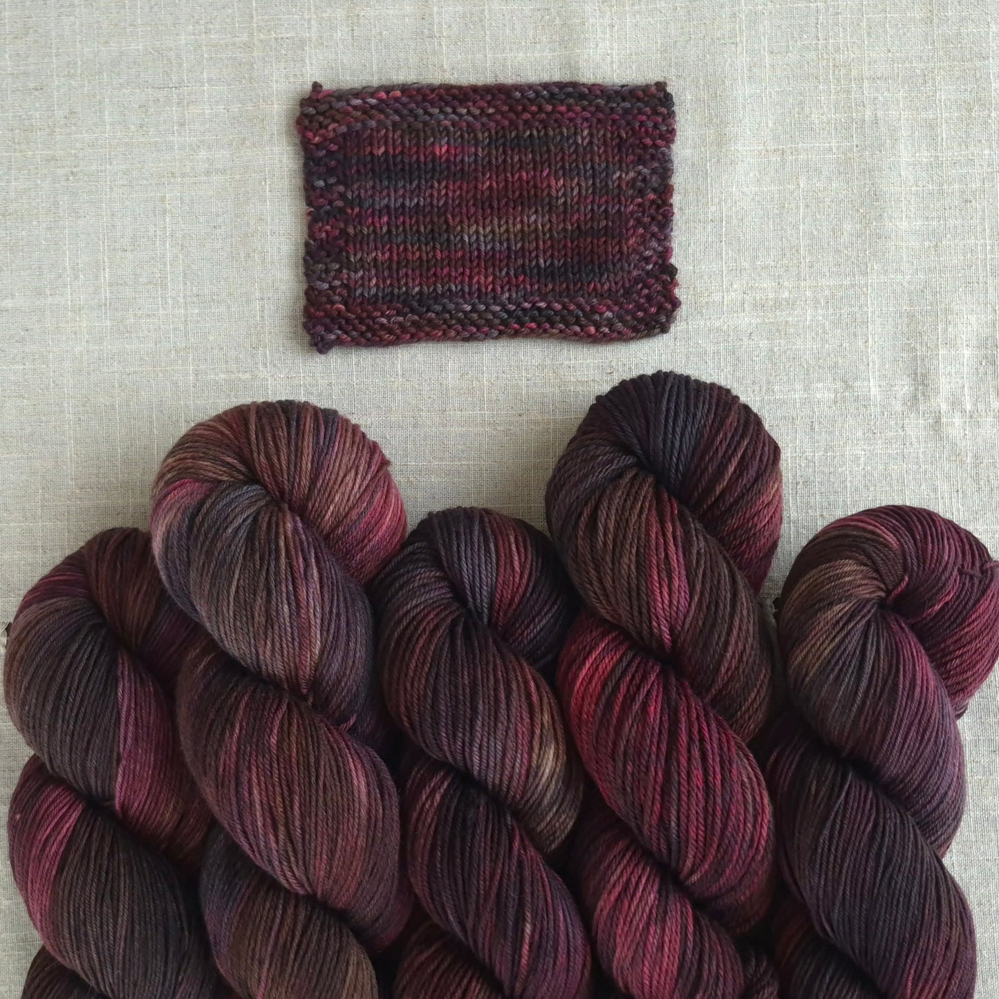 Tyrannosaurus Rex | Jurassic Yarn Collection